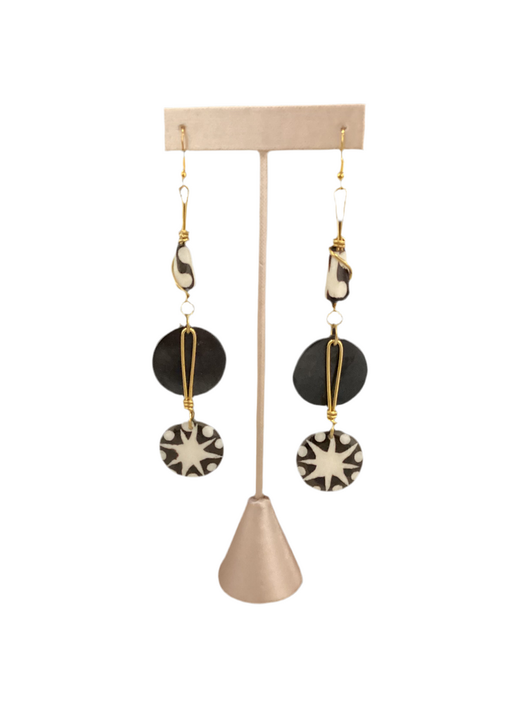 Circle drop earrings