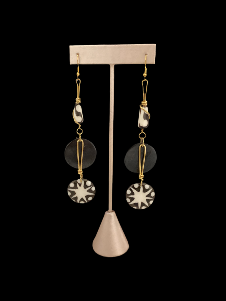 Circle drop earrings