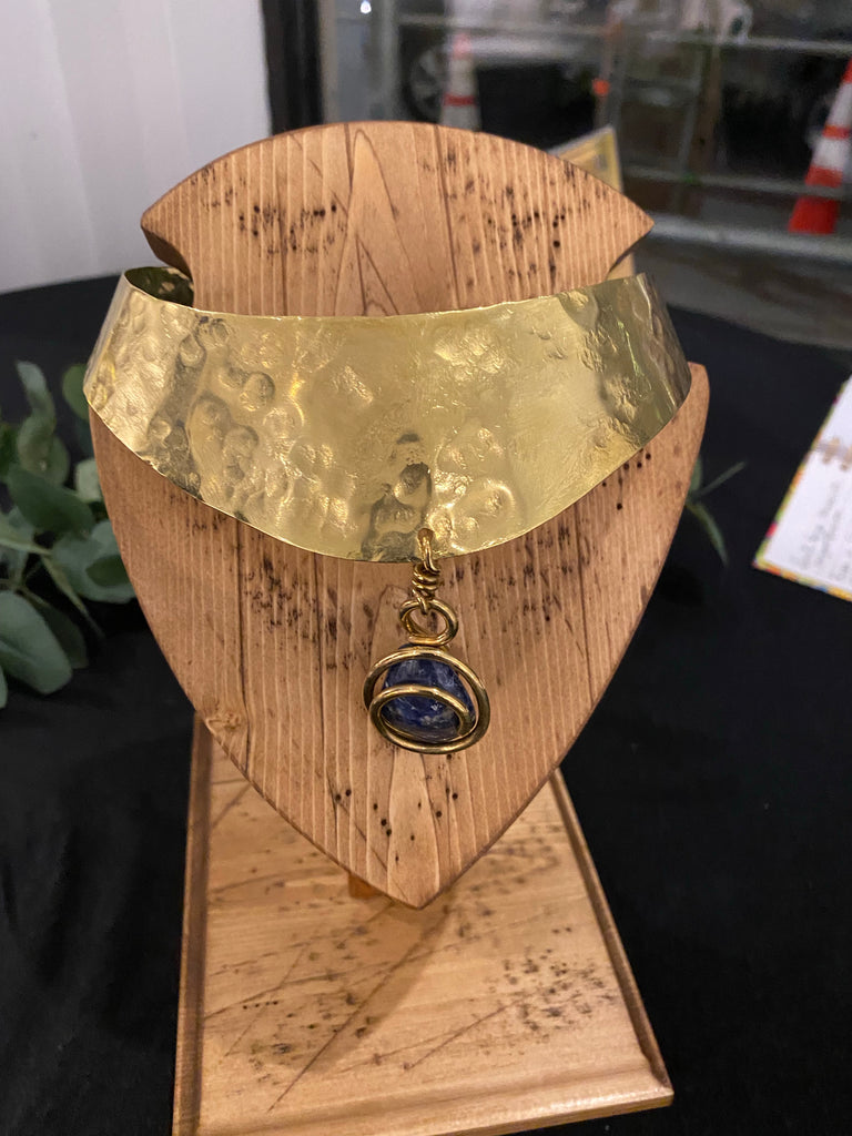 Sodalite brass choker